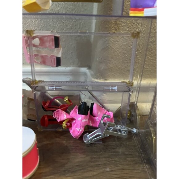 Rainbow High Deluxe Hard Shell Closet Shadow Fashion Doll Pink Drums Clothing - Picture 6 of 8